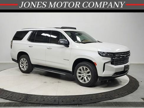 Used 2021 Chevrolet Tahoe Premier RWD image 1