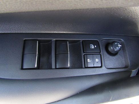 Used 2023 Toyota Corolla SE image 11