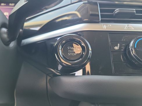 New 2026 Nissan Pathfinder SL FWD image 35