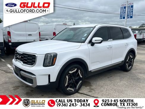 Used 2023 Kia Telluride S AWD/4WD image 3