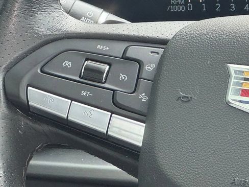 Used 2024 Cadillac XT4 Sport FWD image 17