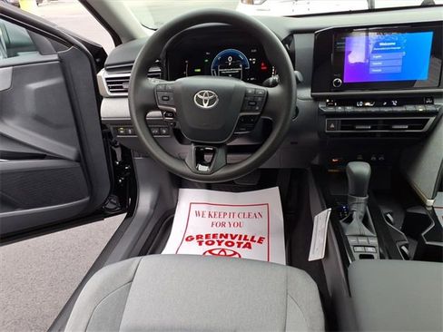 New 2026 Toyota Camry LE image 10