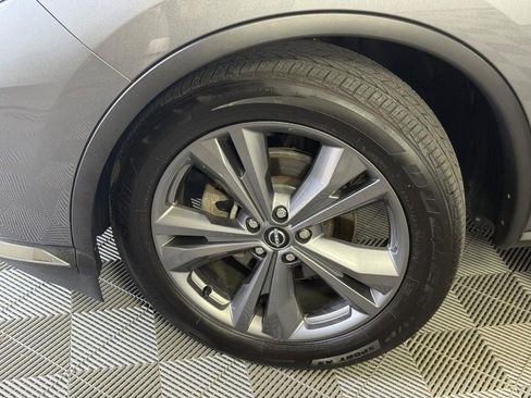 Used 2024 Nissan Murano Platinum AWD/4WD image 17