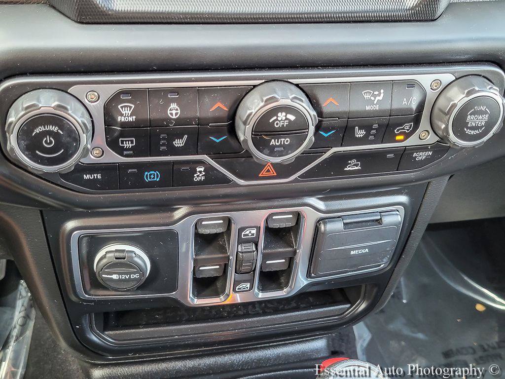 Used 2023 Jeep Wrangler Unlimited w/ Sun & Screen Package AWD/4WD image 18