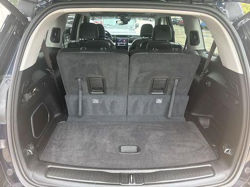 Certified 2023 Jeep Grand Cherokee L Limited image 9