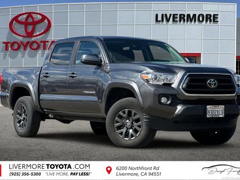 Used 2022 Toyota Tacoma SR5 image 1