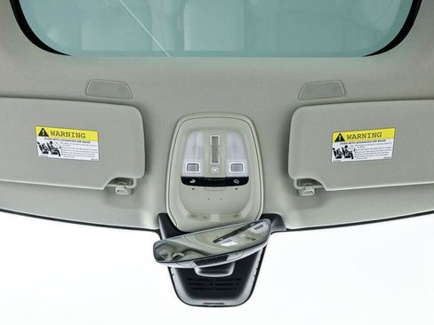 Used 2026 Volvo XC90 T8 Ultra w/ Protection Package Premier AWD/4WD image 19