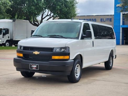 New 2026 Chevrolet Express 3500 LS RWD image 10