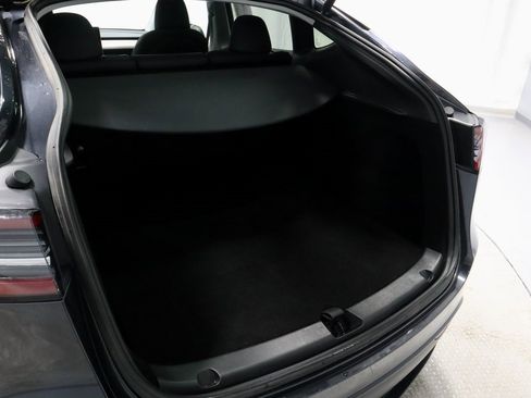 Used 2024 Tesla Model Y Long Range image 15