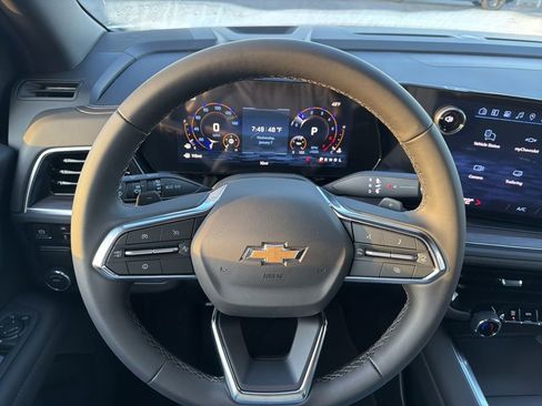 New 2026 Chevrolet Suburban LS image 14