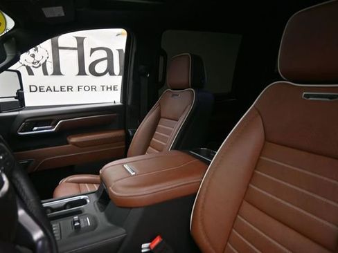 Used 2025 GMC Sierra 2500 Denali Ultimate w/ Max Trailering Package AWD/4WD image 16