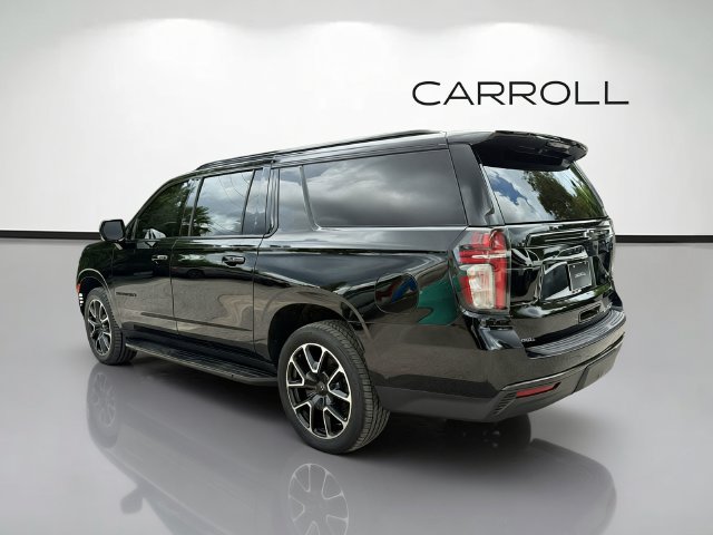 Used 2023 Chevrolet Suburban RST AWD/4WD image 5