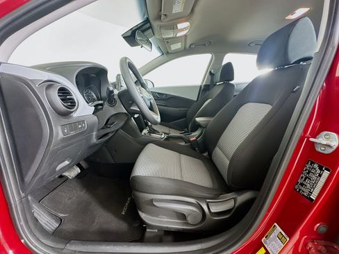 Used 2020 Hyundai Kona SE FWD image 13