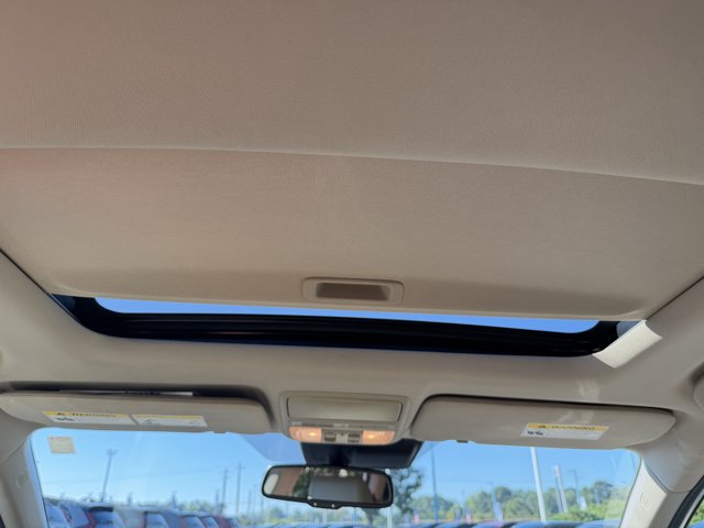 Used 2017 Honda CR-V Touring image 25