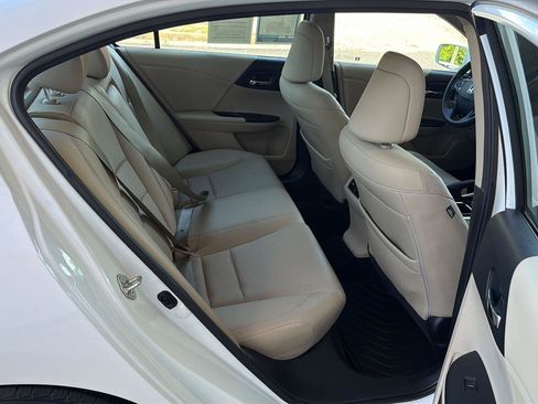 Used 2017 Honda Accord EX-L image 12