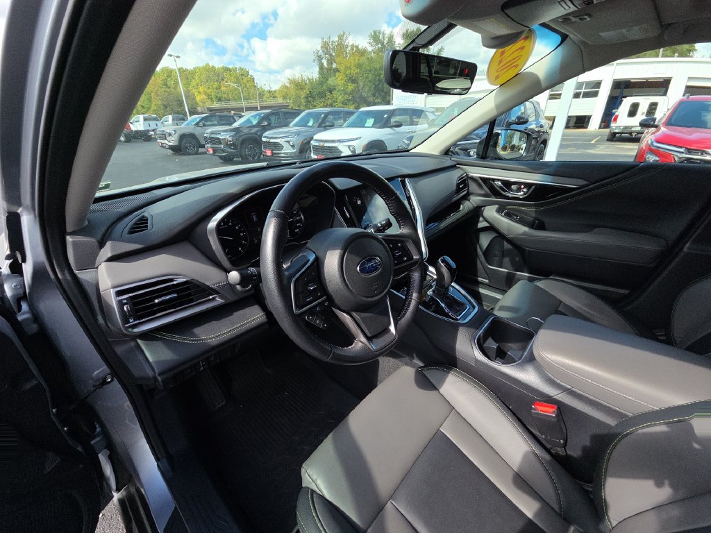 Used 2022 Subaru Outback Onyx Edition XT AWD/4WD image 13