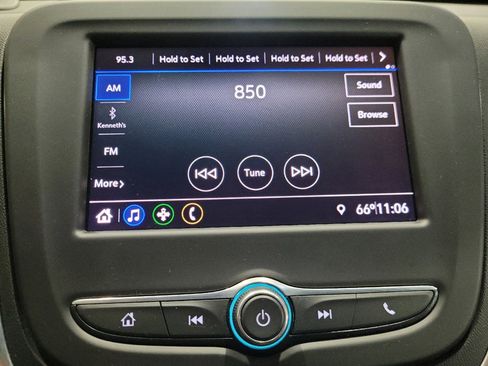 Used 2020 Chevrolet Equinox LT FWD image 25