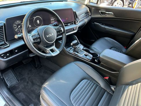 Used 2023 Kia Sportage SX image 10