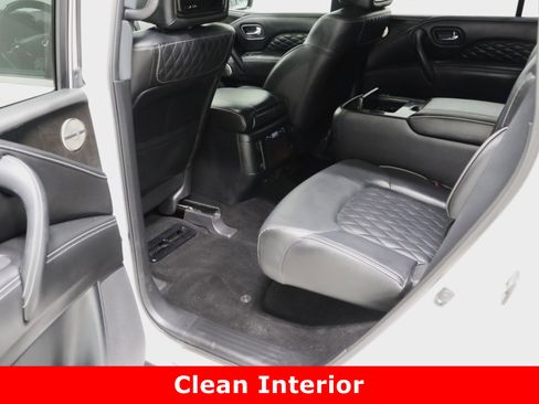 Used 2023 INFINITI QX80 Sensory w/ All-Season Package image 32