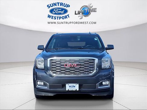 Used 2020 GMC Yukon XL Denali w/ Open Road Package image 33