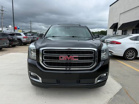 Used 2019 GMC Yukon SLT AWD/4WD image 2