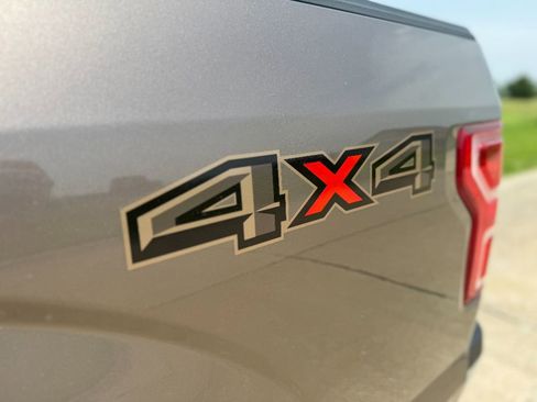 Used 2018 Ford F150 XLT w/ Equipment Group 302A Luxury image 10