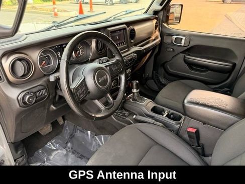 Used 2021 Jeep Wrangler Unlimited Sport AWD/4WD image 6