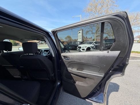 Used 2015 GMC Terrain SLE image 29