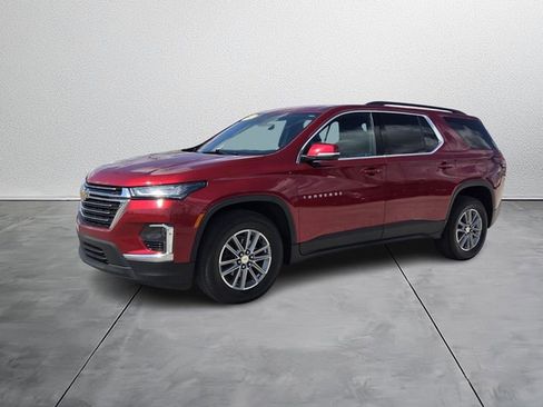 Certified 2023 Chevrolet Traverse LT image 2