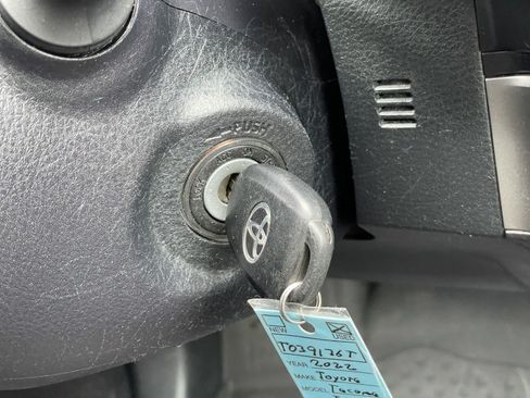 Used 2022 Toyota Tacoma SR w/ SR Convenience Package RWD image 22