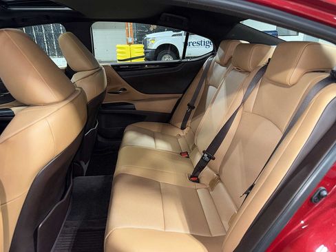 Used 2021 Lexus ES 250 w/ Premium Package AWD/4WD image 17