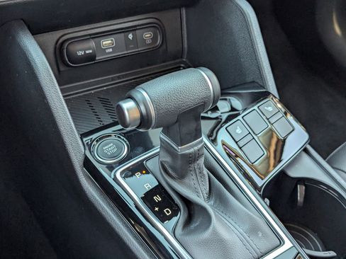 Certified 2025 Kia Sportage EX image 28