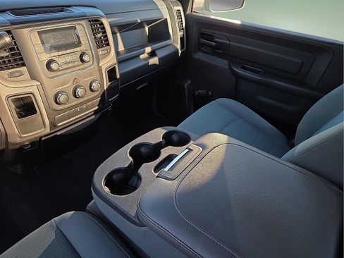 Used 2018 RAM 2500 Tradesman w/ Chrome Appearance Group RWD image 11