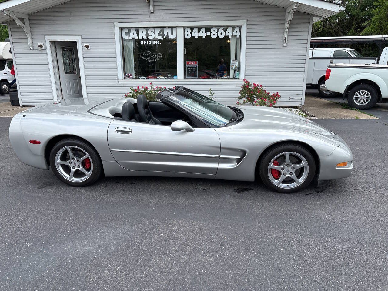 Used 2004 Chevrolet Corvette Convertible w/ Preferred Equipment Group RWD image 2