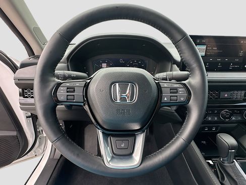 Used 2026 Honda Accord Touring image 10