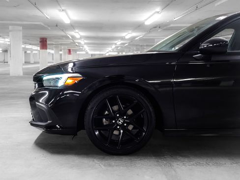 Used 2024 Honda Civic Sport image 14