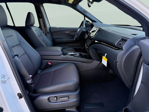 New 2026 Honda Ridgeline Black Edition image 16