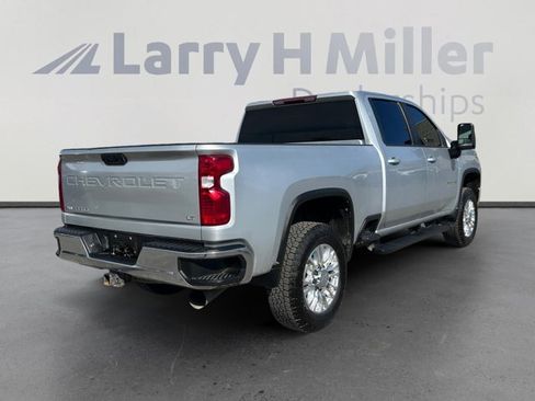 Used 2023 Chevrolet Silverado 3500 LT w/ Convenience Package image 5