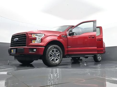Used 2016 Ford F150 XLT w/ Equipment Group 302A Luxury AWD/4WD image 32
