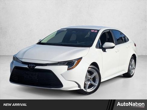 Used 2023 Toyota Corolla LE image 1