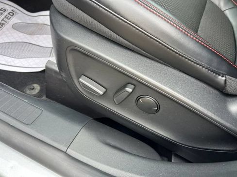 Certified 2024 Ford Escape ST-Line w/ Tech Pack #1 AWD/4WD image 20