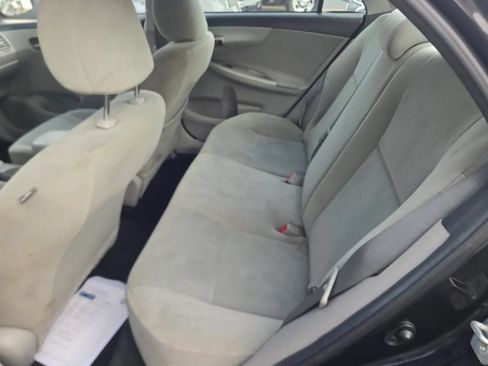 Used 2012 Toyota Corolla LE FWD image 6