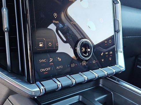 New 2026 GMC Acadia Elevation image 18