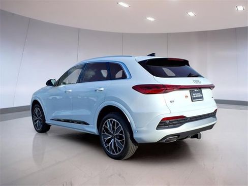 Used 2025 Audi Q5 Premium Plus w/ Premium Plus image 5