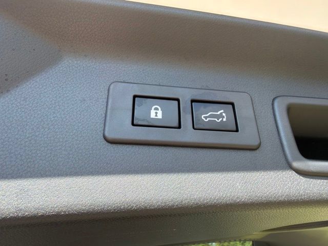 Certified 2025 Subaru Forester Premium AWD/4WD image 10