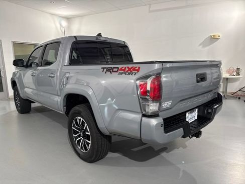 Used 2021 Toyota Tacoma TRD Sport w/ Technology Package AWD/4WD image 6