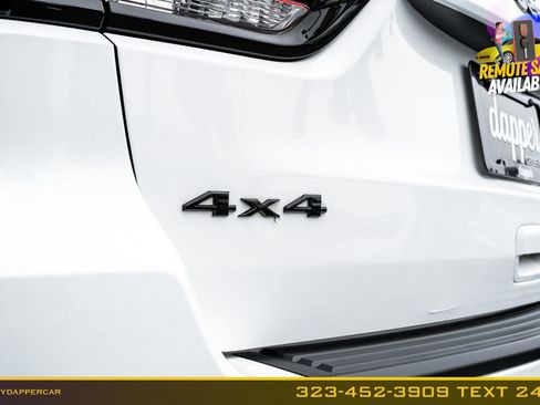 Used 2021 Jeep Grand Cherokee Laredo X AWD/4WD image 10
