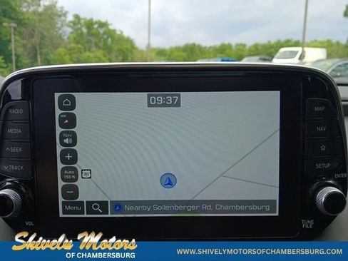 Used 2020 Hyundai Santa Fe Limited AWD/4WD image 21