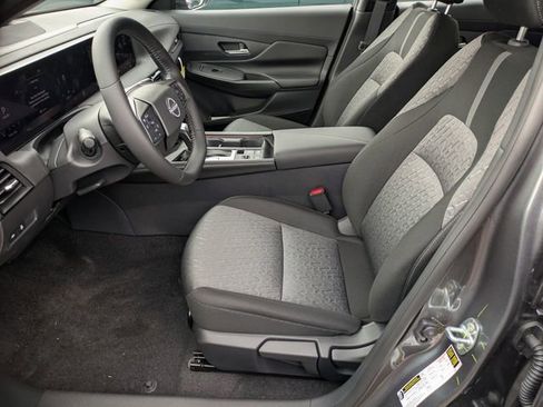 New 2026 Nissan Sentra SV w/ SV Convenience Package FWD image 7