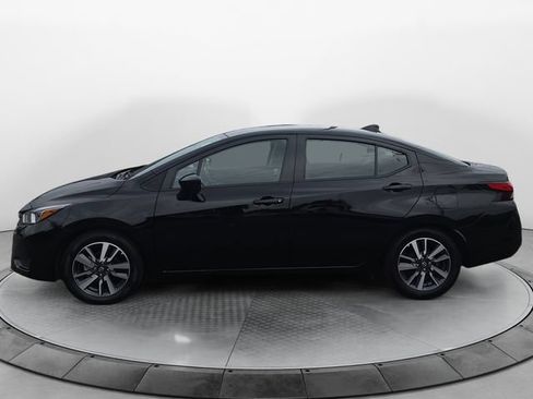 Used 2023 Nissan Versa SV FWD image 2